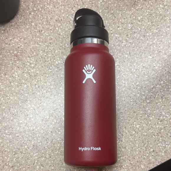 Hydro Flask Crimson Bottle with Black Lid - Picture 1 of 4